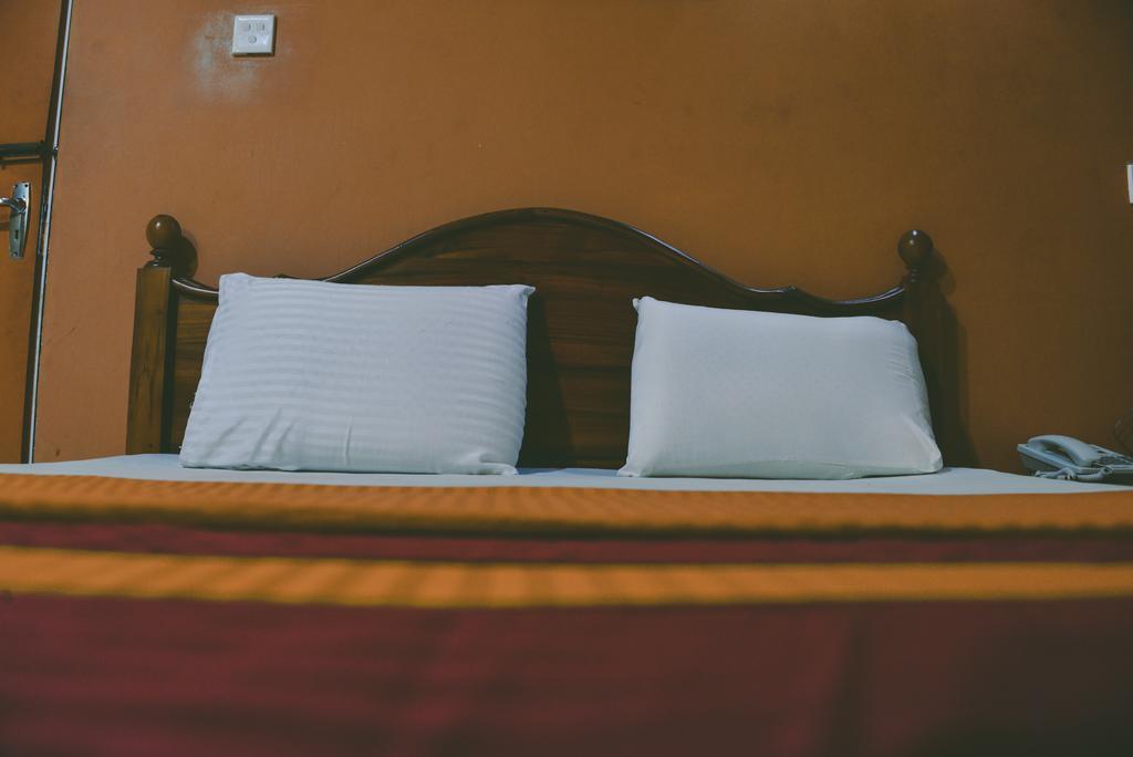 Anon Rest Hotel Dambulla Bagian luar foto
