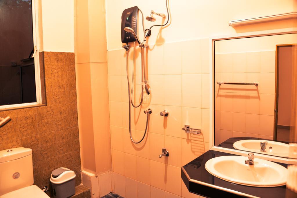 Anon Rest Hotel Dambulla Bagian luar foto