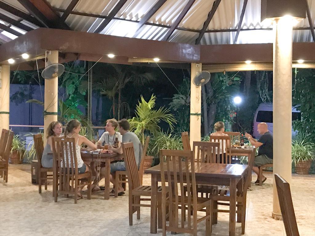 Anon Rest Hotel Dambulla Bagian luar foto